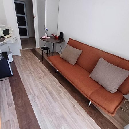 Villa Vamus Vendeg- Es Rendezvenyhaz Vamosszabadi Exterior foto