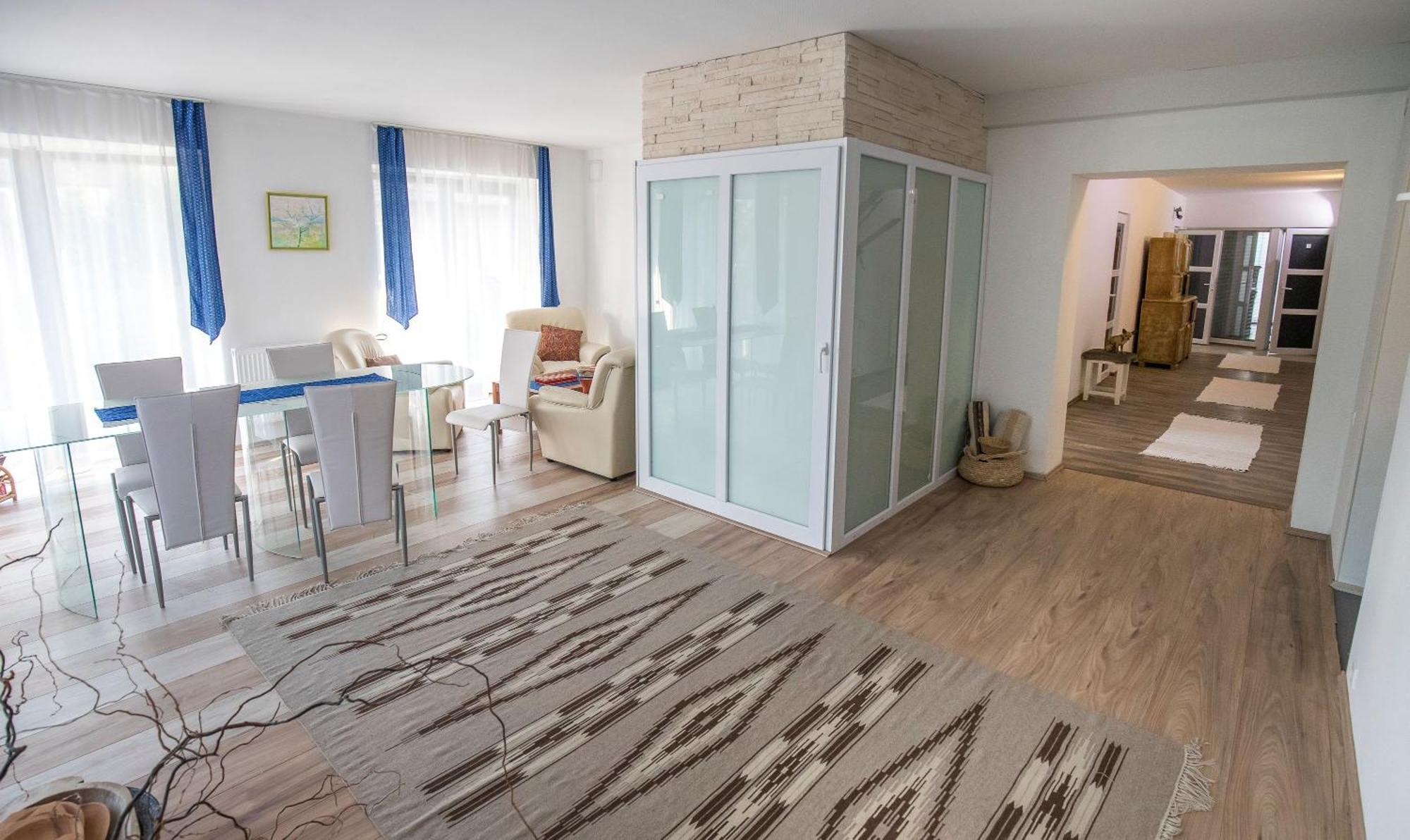 Villa Vamus Vendeg- Es Rendezvenyhaz Vamosszabadi Exterior foto
